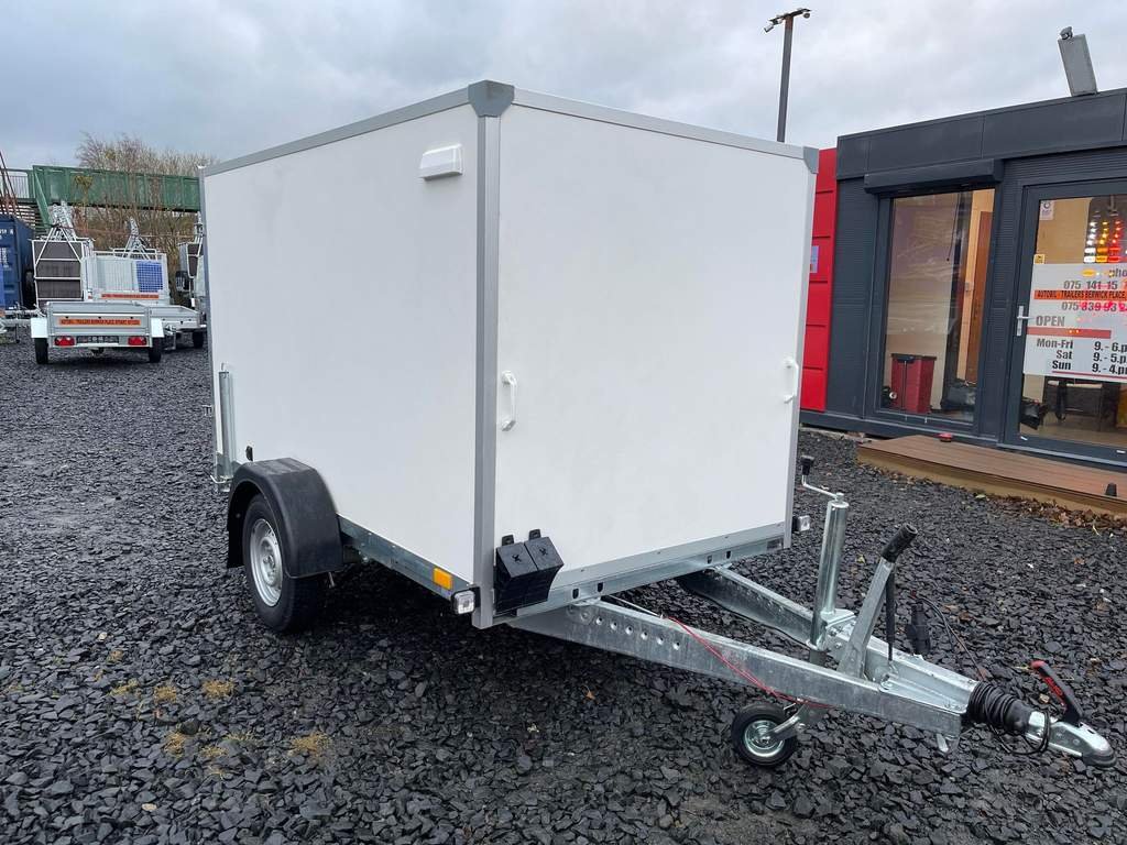 BRAND NEW 8.2FT X 5FT X 5FT SINGLE AXLE BOX TRAILER WITH BARN DOORS 1300KG BRAKED