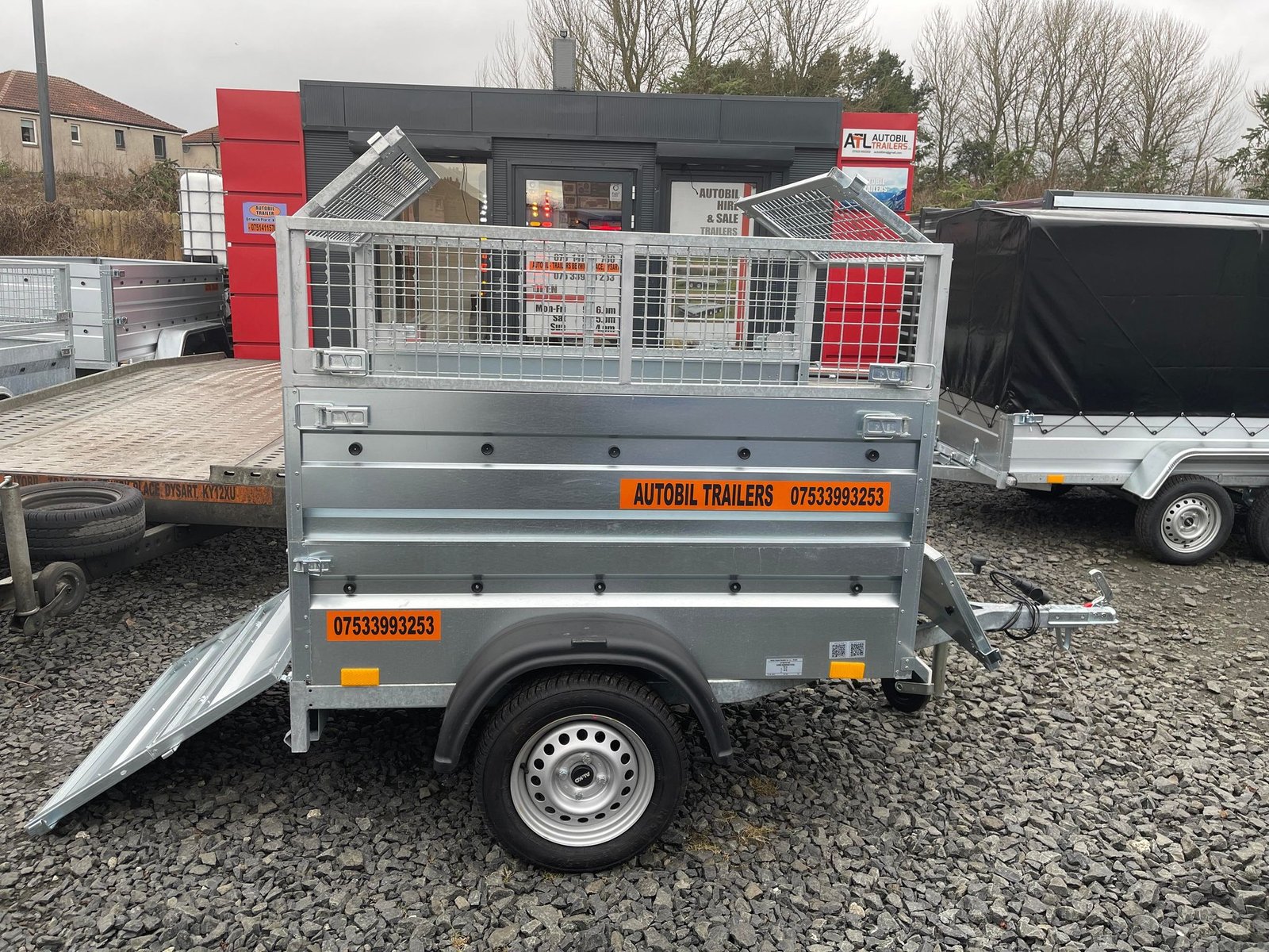 B162 DOUBLE BOARDSIDE TRAILER WITH 40CM MESH - Image 4