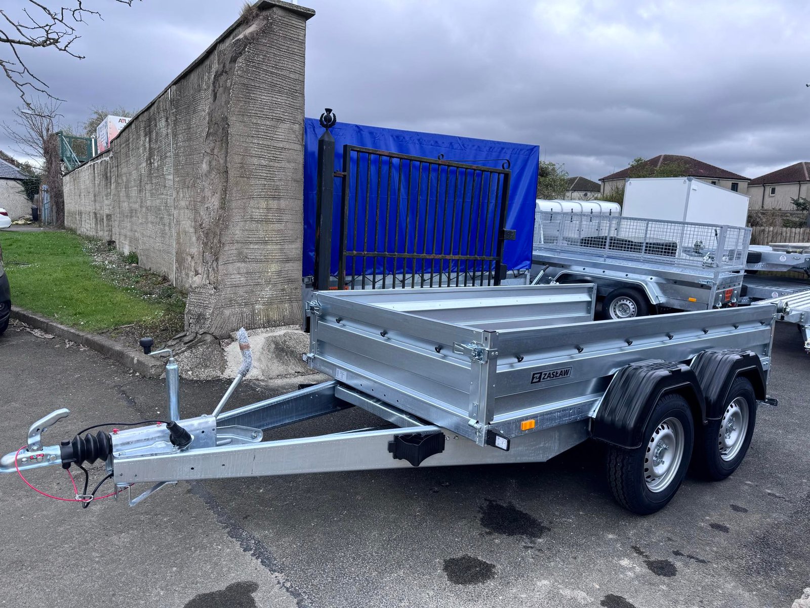 Zaslaw 265TH (8,7ftx4,3ft) twin axle braked trailer 2000KG - Image 4