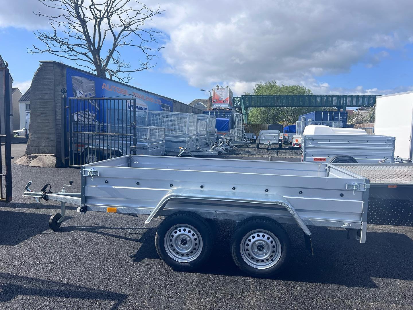 B265 TWIN AXLE FLAT TRAILER - Image 3