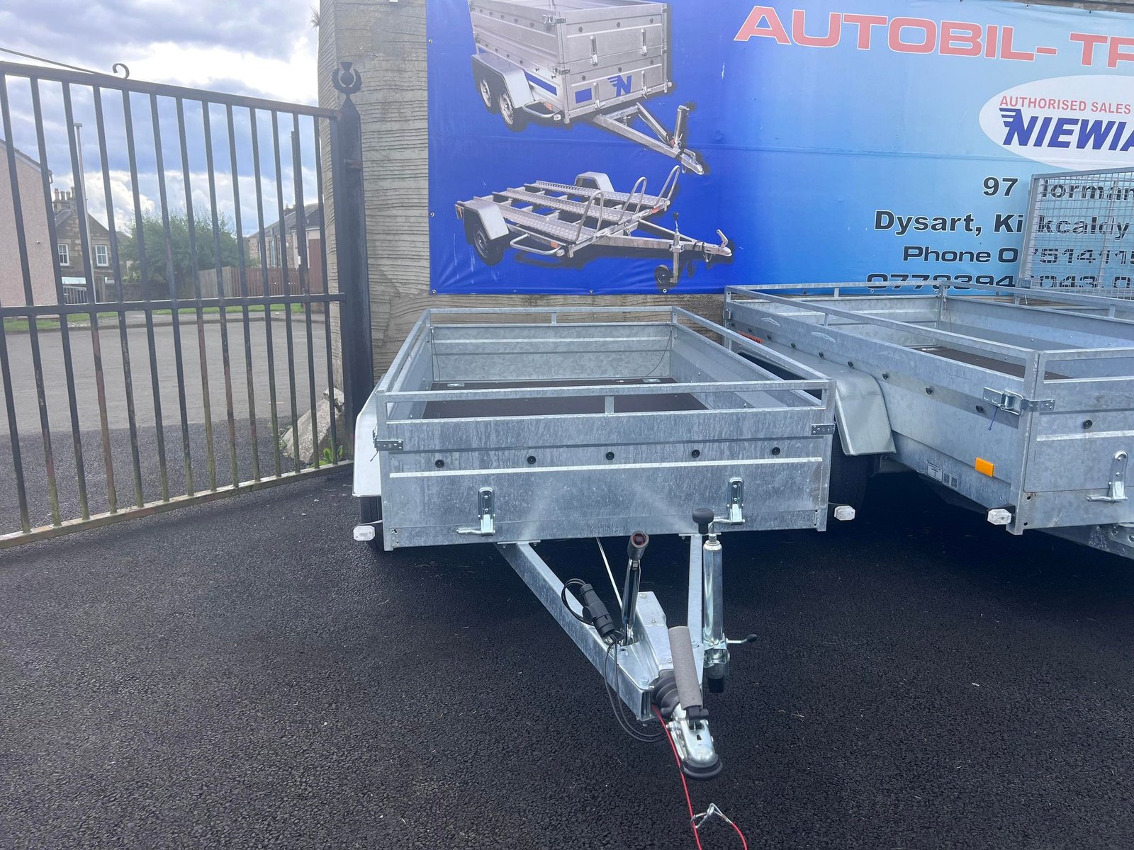 BC725 Twin Axle Flat Trailer 1300KG - Image 4