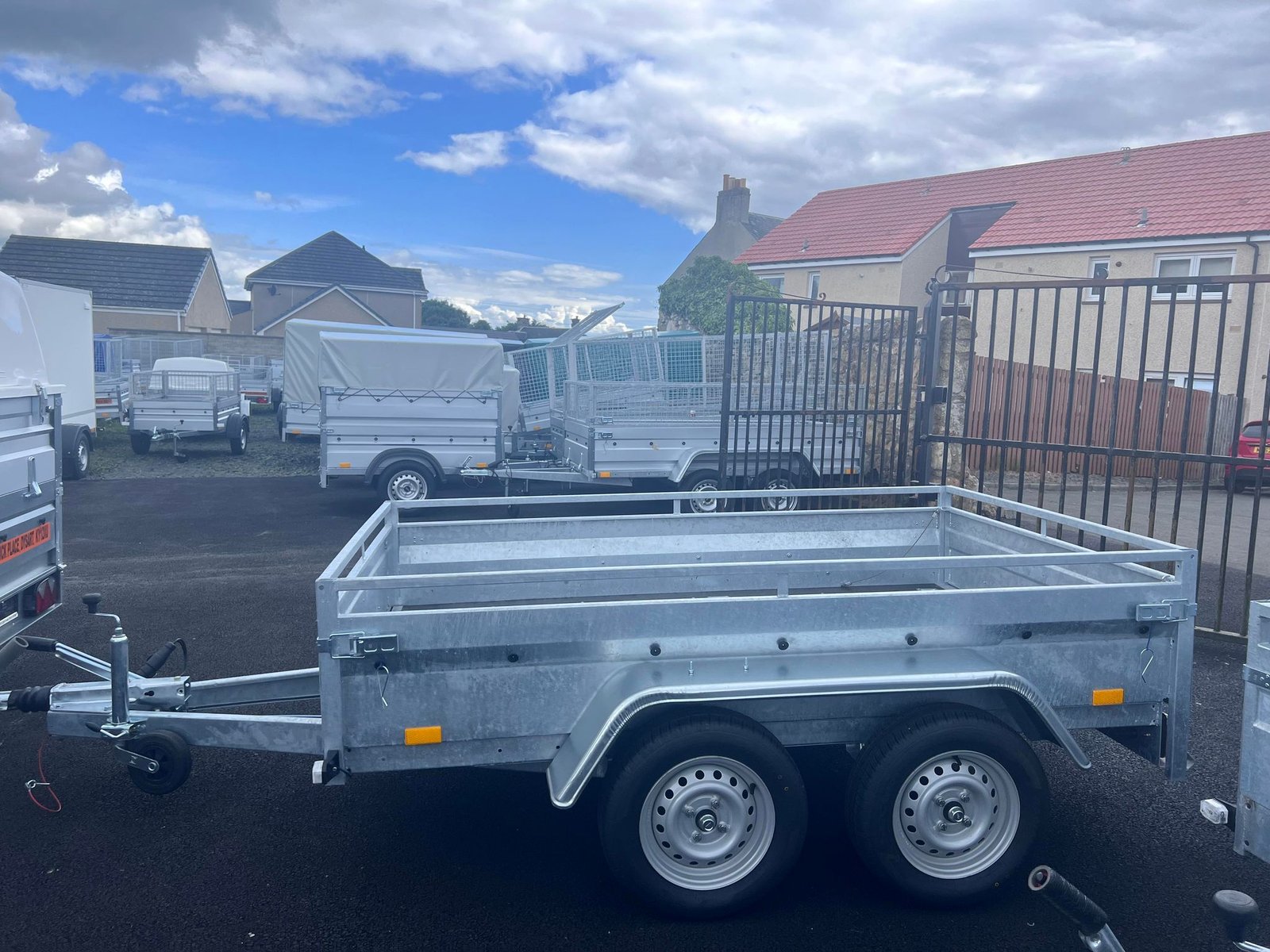 BC725 Twin Axle Flat Trailer 1300KG - Image 3