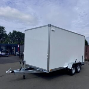 Brand new 400cm x 200cm x 200cm twin axle box trailer with barn doors 2700kg