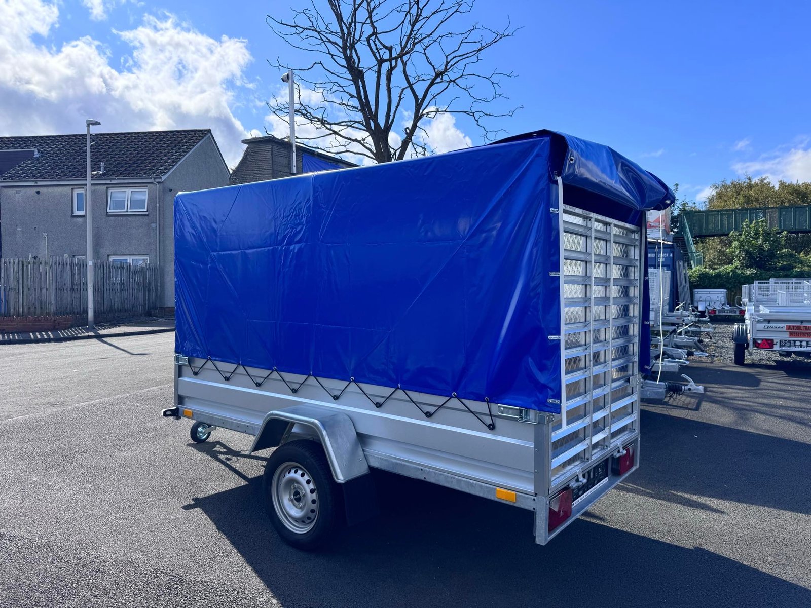 B265 SINGLE AXLE TRAILER WITH FRAME COVER AND RAMP - Image 6