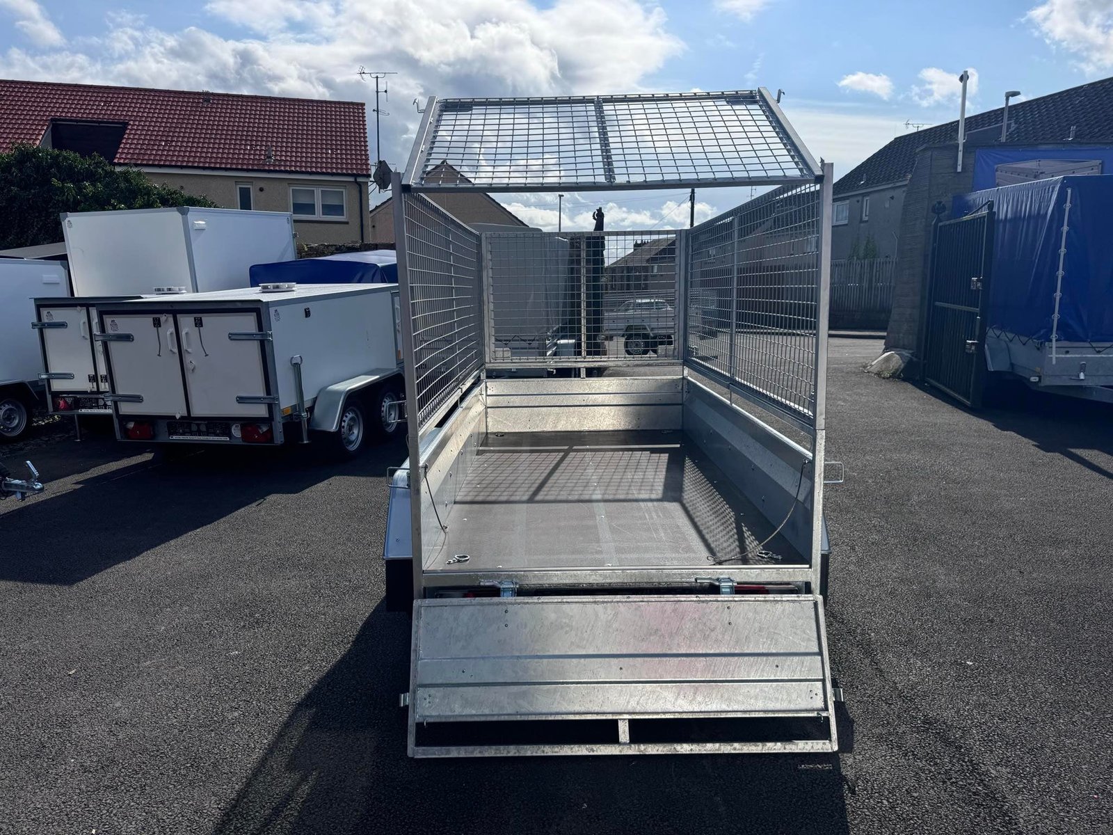BC1325 TWIN AXLE MASTER NIEWIADOW TRAILER WITH 80CM MESH 1300KG BRAKED - Image 7