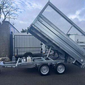 BRAND NEW 10FT X 6FT TWIN AXLE 3 WAY ELECTRIC TIPPER TRAILER WITH MESH SIDES AND RAMPS 3500KG